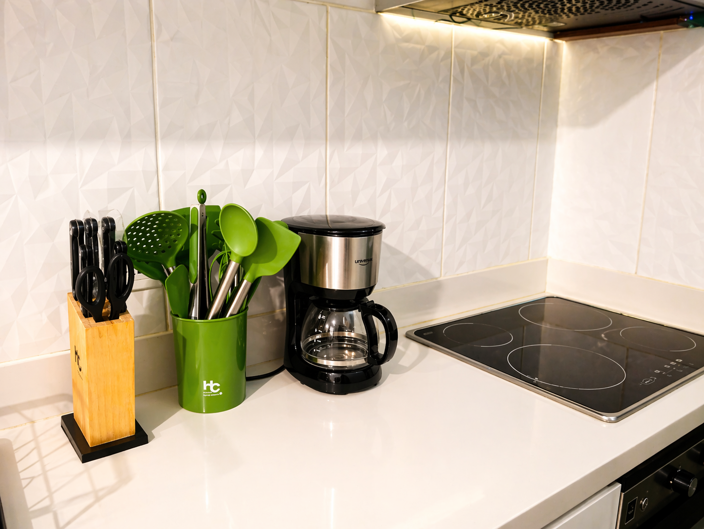 Cocina moderna totalmente equipada